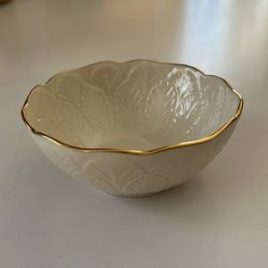 Lenox sylvan bowl